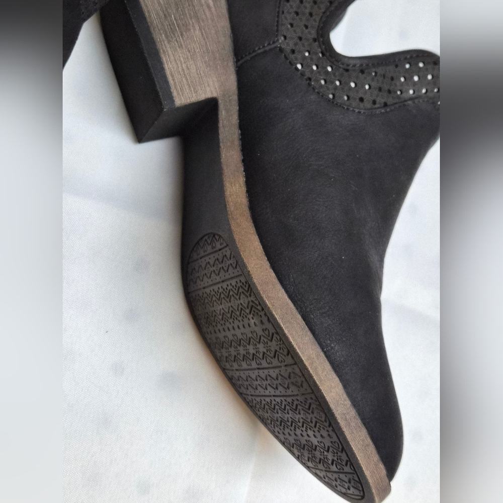 POP Women's Black Ankle Boots SZ 11 - Picture 4 of 9